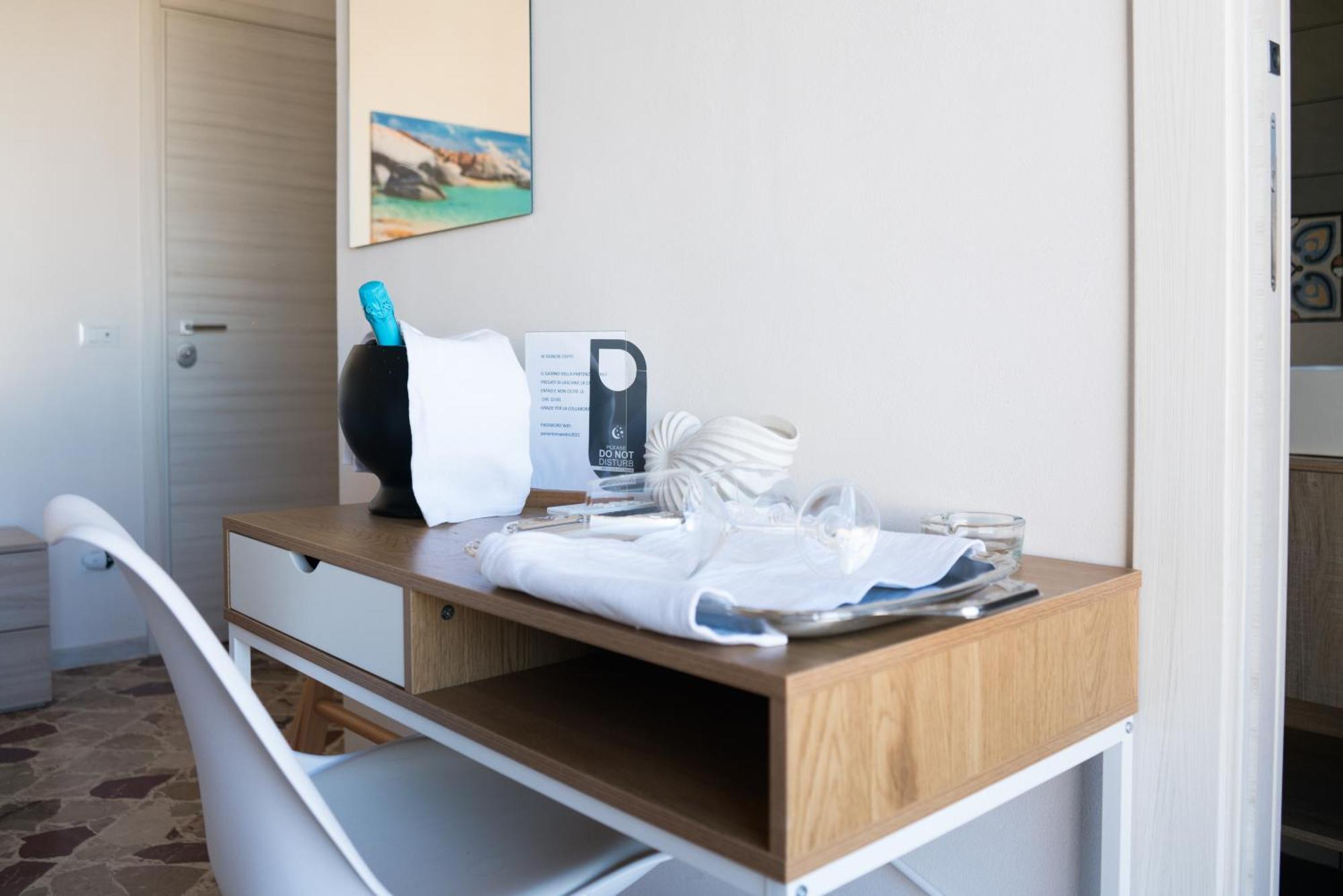 Ponente & Maestro Rooms Favignana Zewnętrze zdjęcie