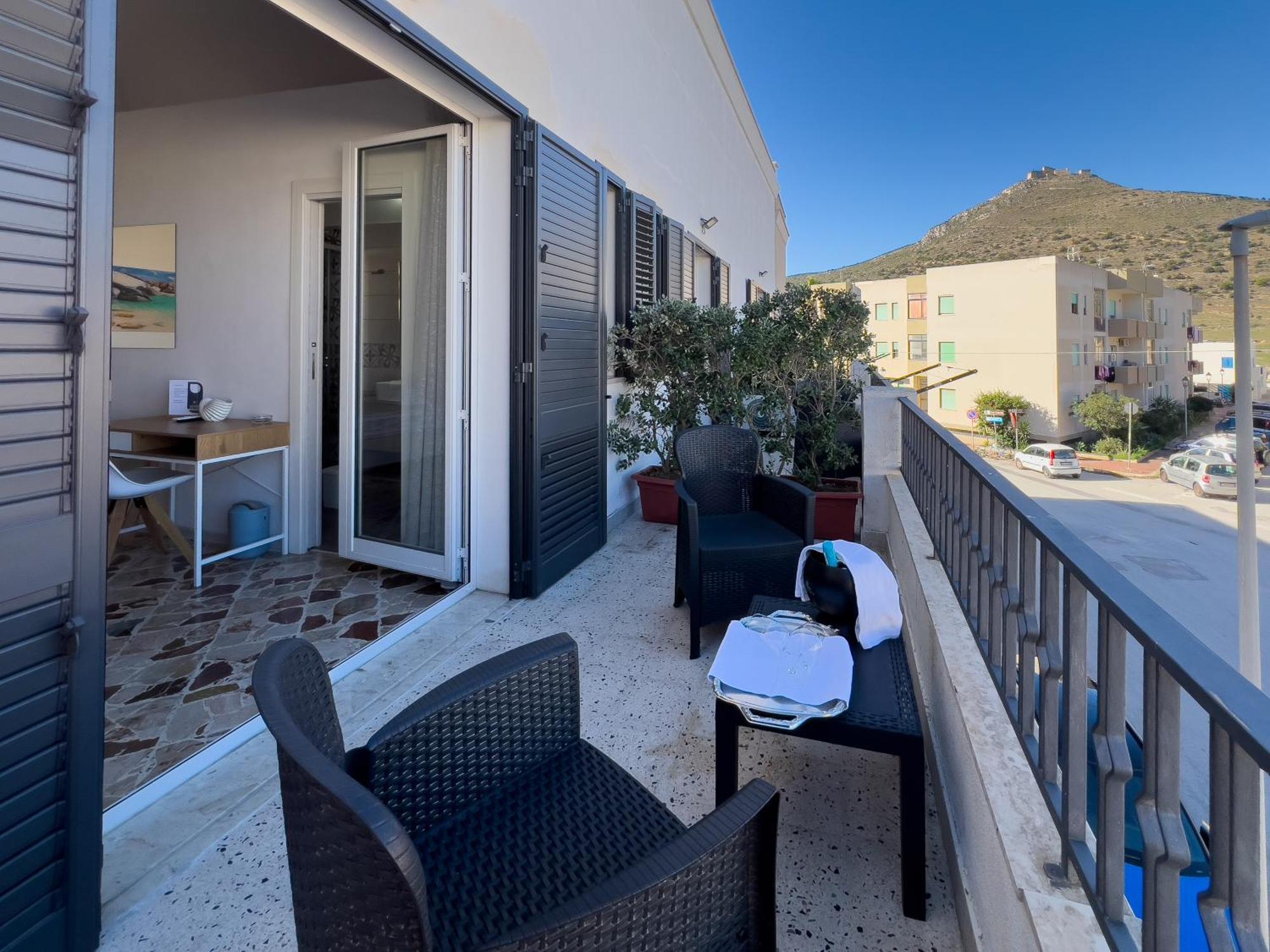 Ponente & Maestro Rooms Favignana Zewnętrze zdjęcie