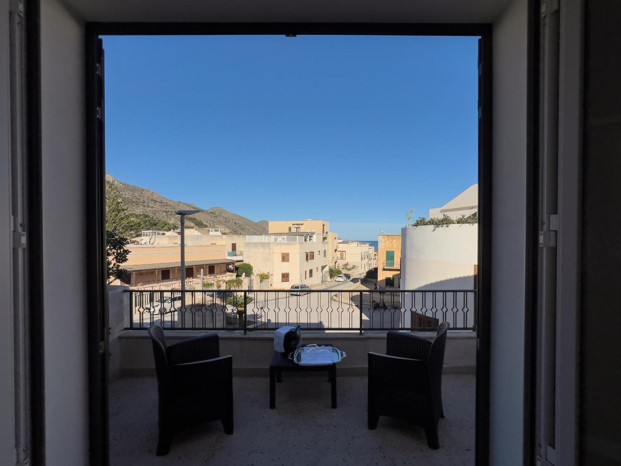 Ponente & Maestro Rooms Favignana Zewnętrze zdjęcie