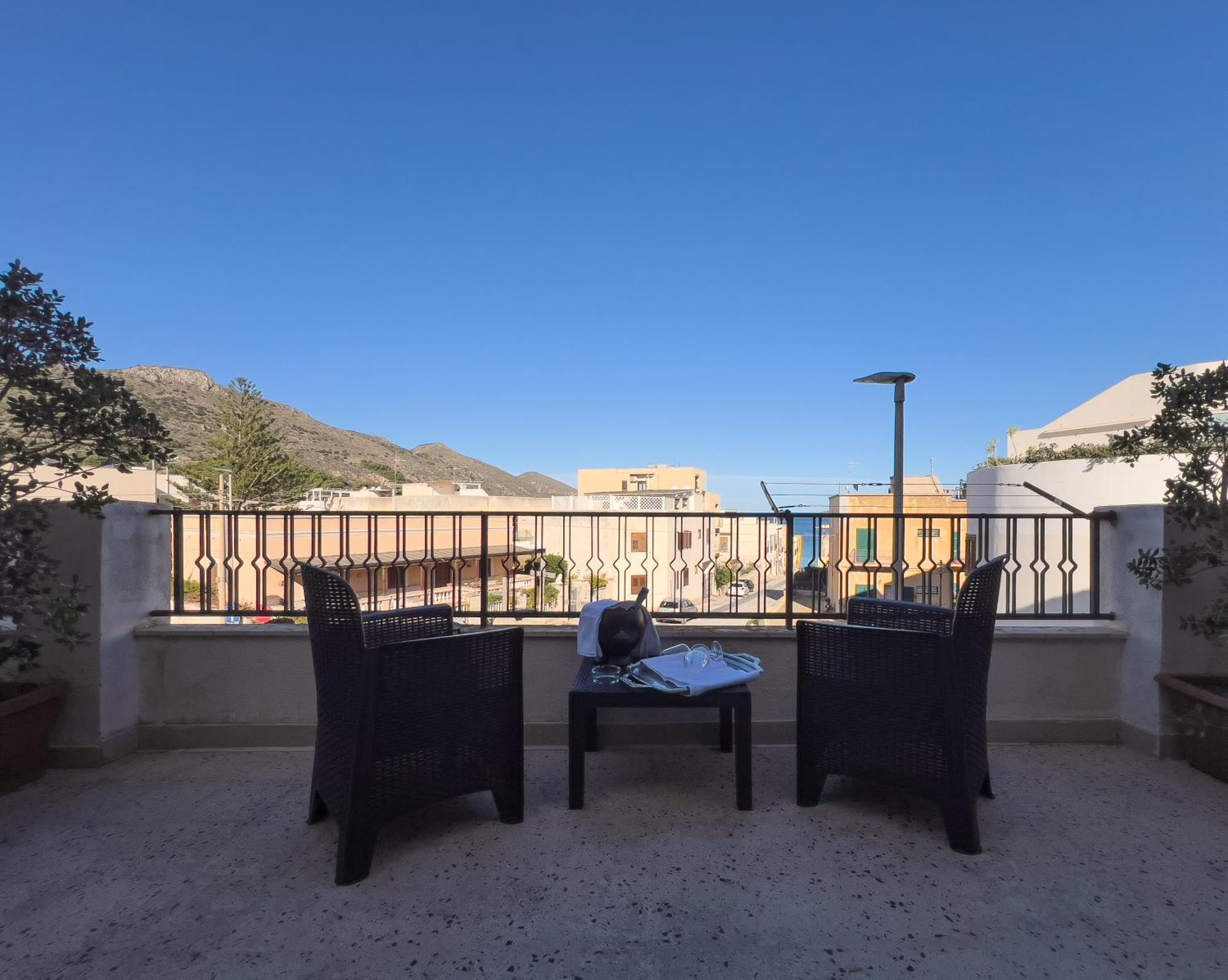 Ponente & Maestro Rooms Favignana Zewnętrze zdjęcie